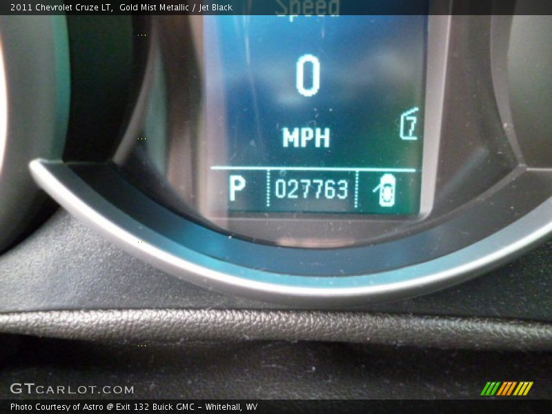 Gold Mist Metallic / Jet Black 2011 Chevrolet Cruze LT