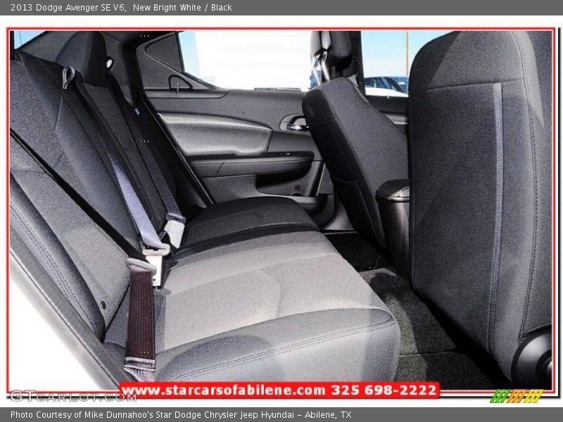 New Bright White / Black 2013 Dodge Avenger SE V6