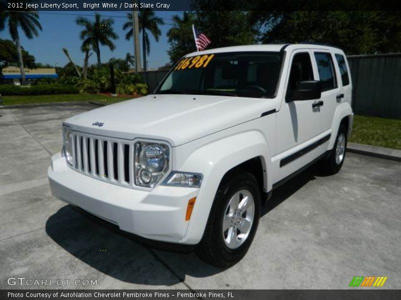 Bright White / Dark Slate Gray 2012 Jeep Liberty Sport