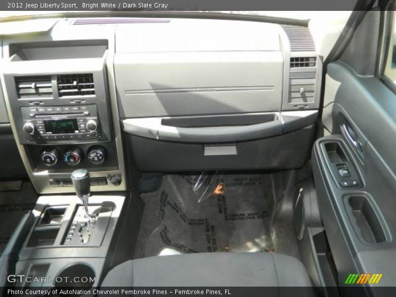 Bright White / Dark Slate Gray 2012 Jeep Liberty Sport