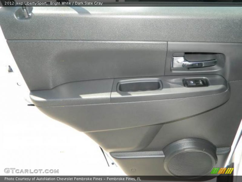Bright White / Dark Slate Gray 2012 Jeep Liberty Sport