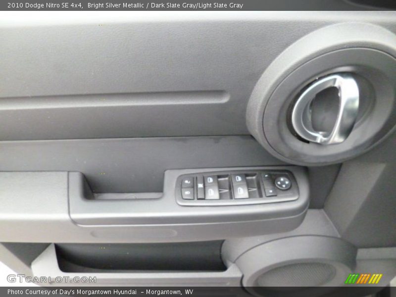 Bright Silver Metallic / Dark Slate Gray/Light Slate Gray 2010 Dodge Nitro SE 4x4