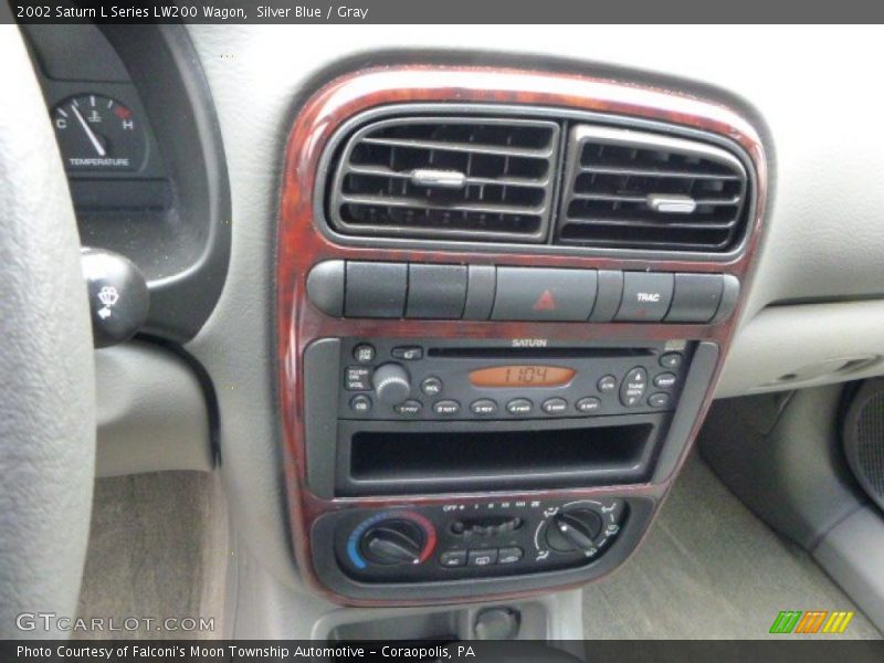 Controls of 2002 L Series LW200 Wagon