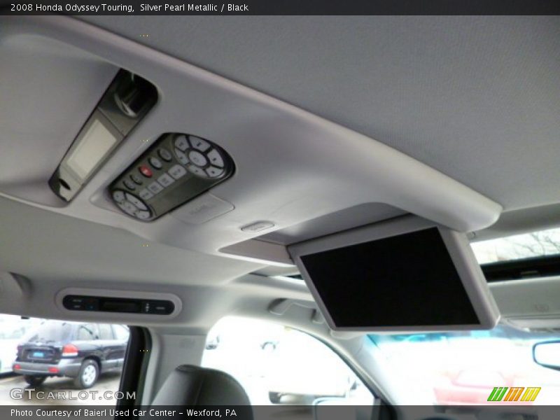 Silver Pearl Metallic / Black 2008 Honda Odyssey Touring