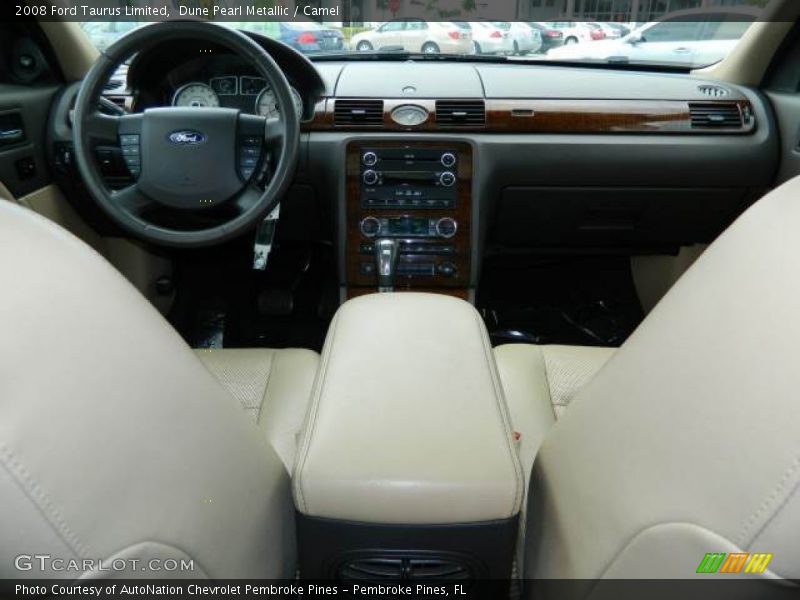Dashboard of 2008 Taurus Limited