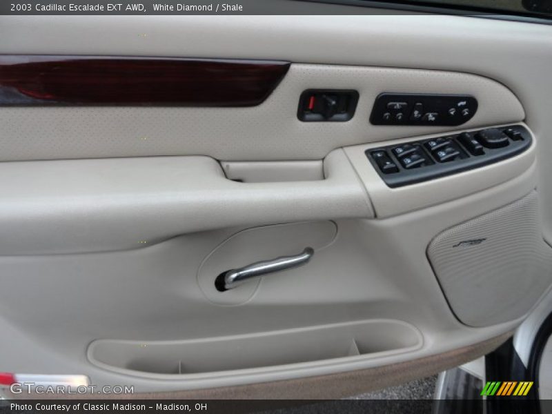 White Diamond / Shale 2003 Cadillac Escalade EXT AWD