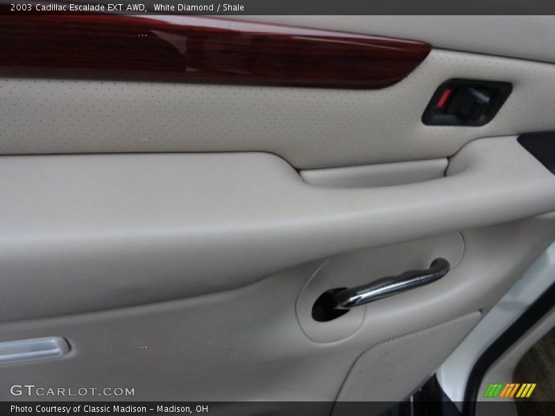 White Diamond / Shale 2003 Cadillac Escalade EXT AWD