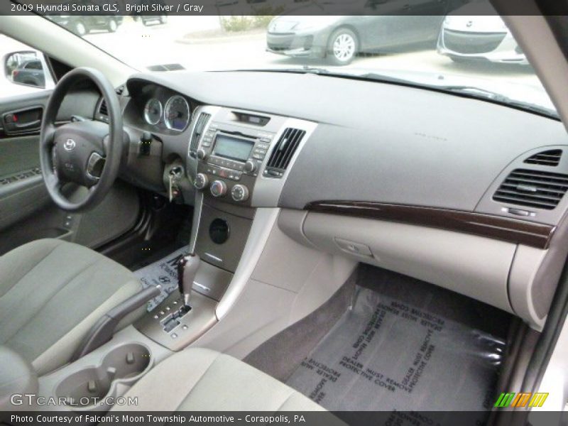 Bright Silver / Gray 2009 Hyundai Sonata GLS