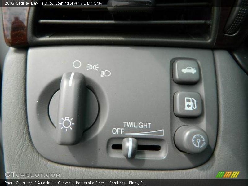 Sterling Silver / Dark Gray 2003 Cadillac DeVille DHS
