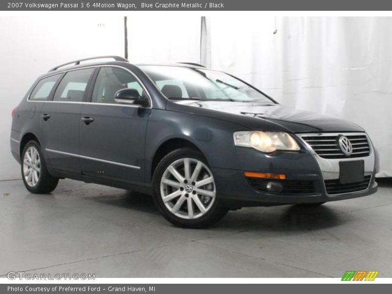 Front 3/4 View of 2007 Passat 3.6 4Motion Wagon
