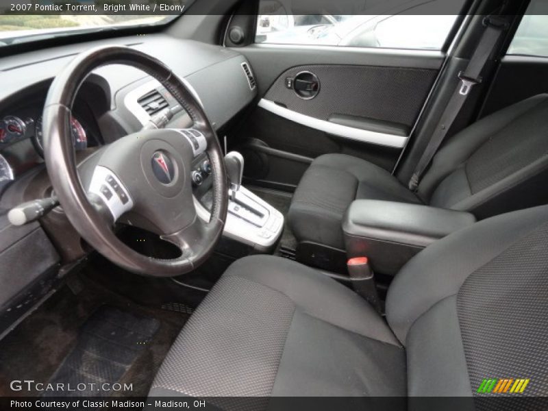 Bright White / Ebony 2007 Pontiac Torrent