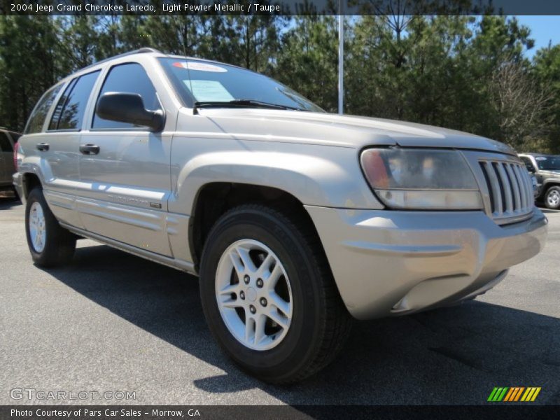 Light Pewter Metallic / Taupe 2004 Jeep Grand Cherokee Laredo