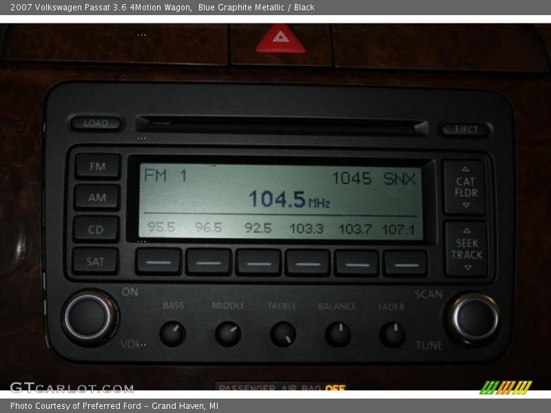 Audio System of 2007 Passat 3.6 4Motion Wagon