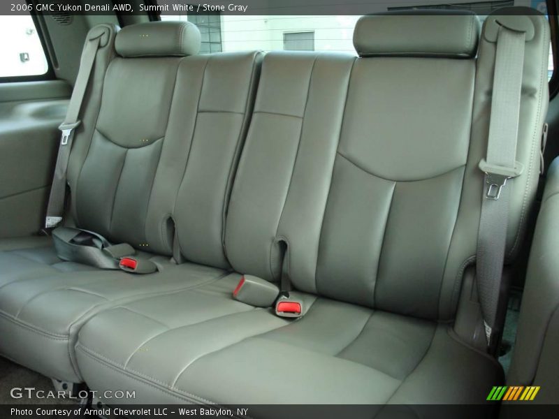 Summit White / Stone Gray 2006 GMC Yukon Denali AWD