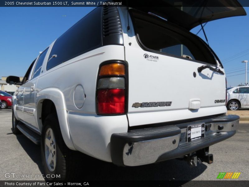 Summit White / Tan/Neutral 2005 Chevrolet Suburban 1500 LT