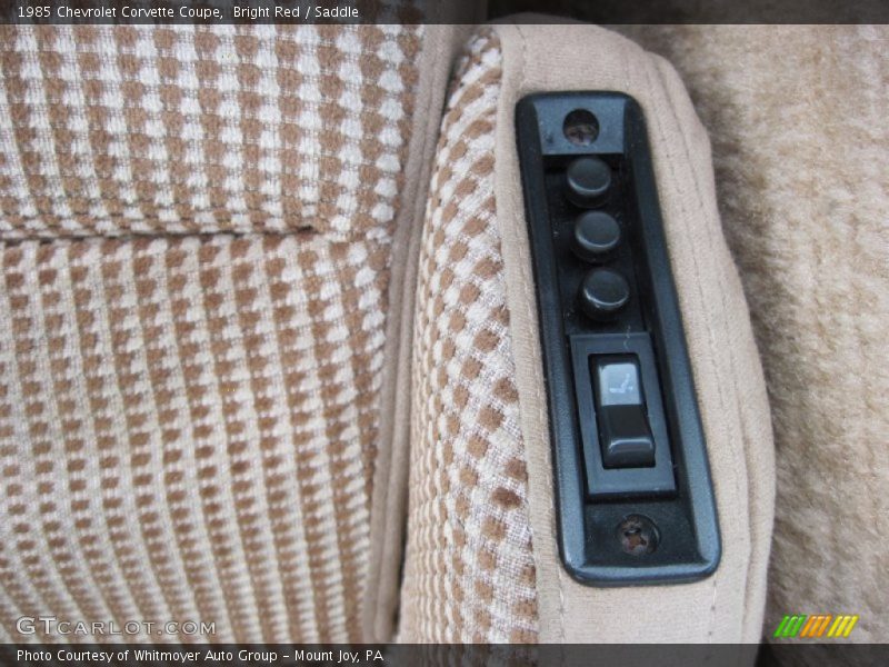 Controls of 1985 Corvette Coupe