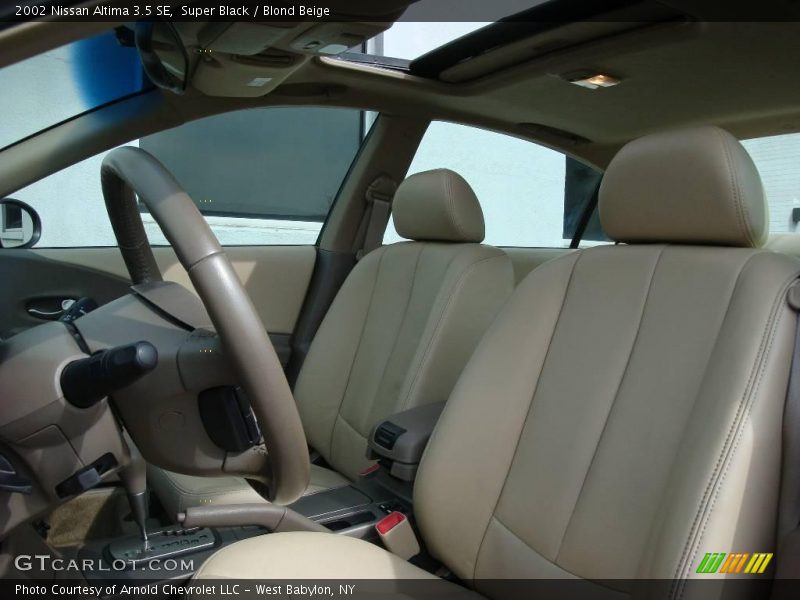 Super Black / Blond Beige 2002 Nissan Altima 3.5 SE