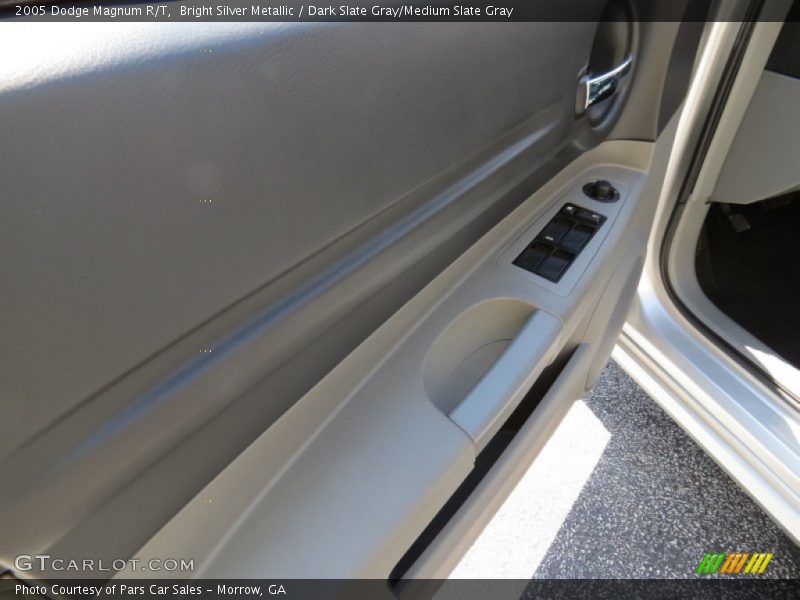 Bright Silver Metallic / Dark Slate Gray/Medium Slate Gray 2005 Dodge Magnum R/T
