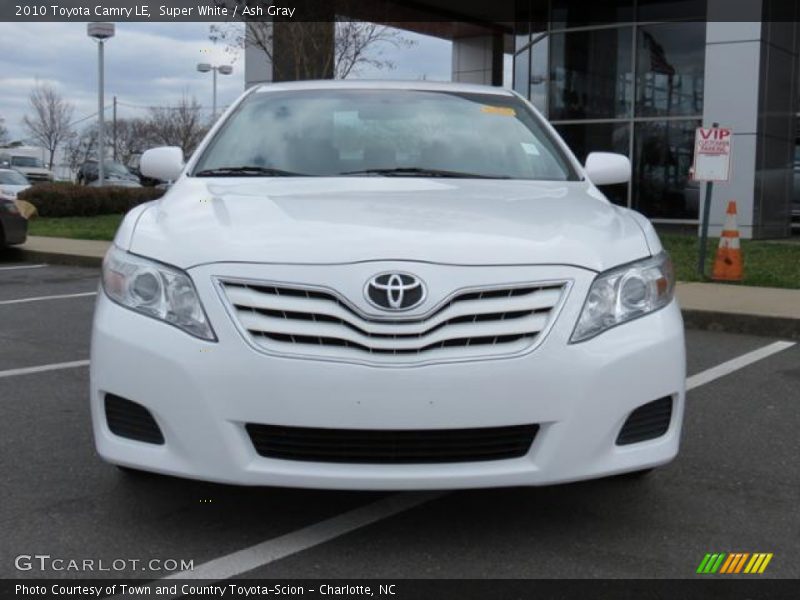 Super White / Ash Gray 2010 Toyota Camry LE