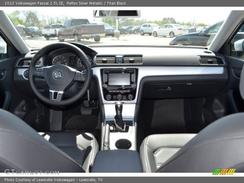 Reflex Silver Metallic / Titan Black 2013 Volkswagen Passat 2.5L SE