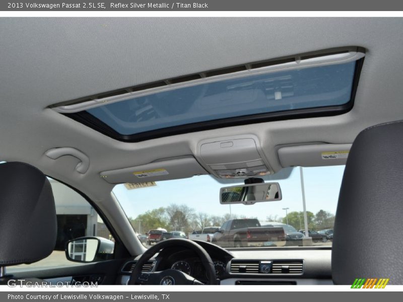 Reflex Silver Metallic / Titan Black 2013 Volkswagen Passat 2.5L SE