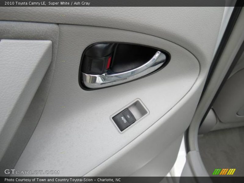 Super White / Ash Gray 2010 Toyota Camry LE