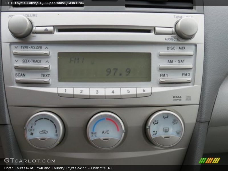 Super White / Ash Gray 2010 Toyota Camry LE