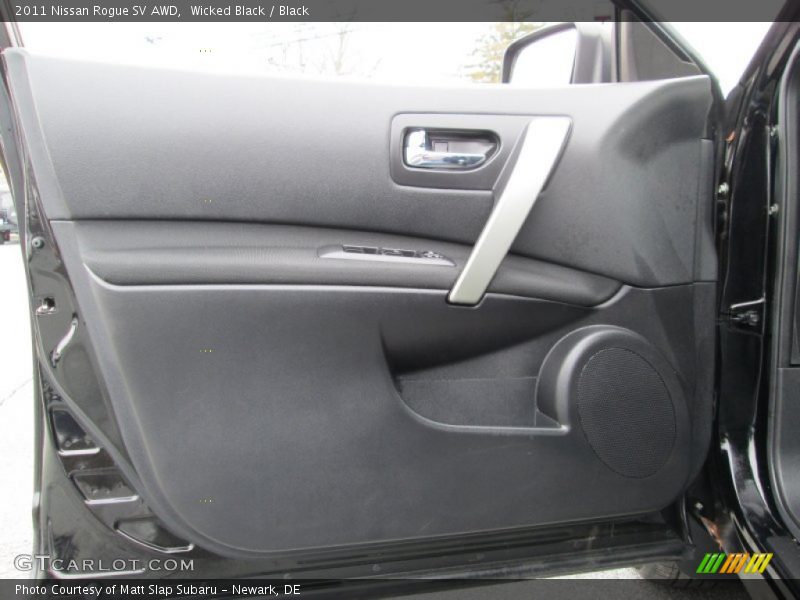 Wicked Black / Black 2011 Nissan Rogue SV AWD