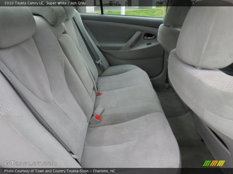 Super White / Ash Gray 2010 Toyota Camry LE
