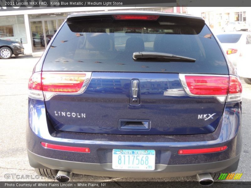 Kona Blue Metallic / Medium Light Stone 2011 Lincoln MKX FWD