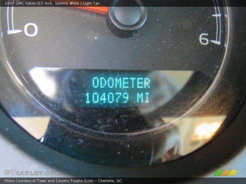 Summit White / Light Tan 2007 GMC Yukon SLT 4x4