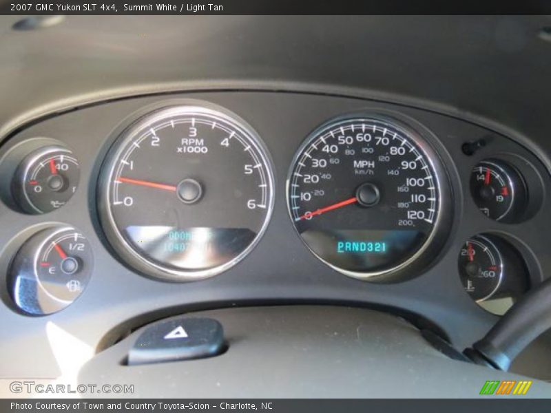 Summit White / Light Tan 2007 GMC Yukon SLT 4x4