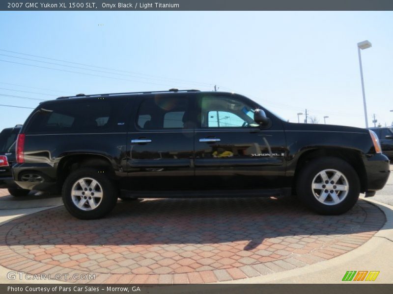 Onyx Black / Light Titanium 2007 GMC Yukon XL 1500 SLT
