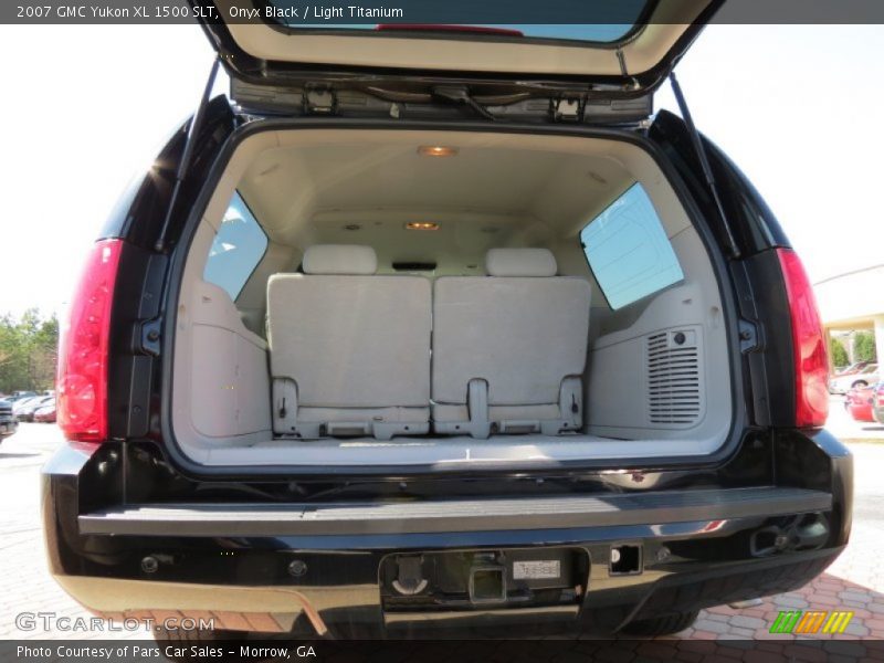 Onyx Black / Light Titanium 2007 GMC Yukon XL 1500 SLT