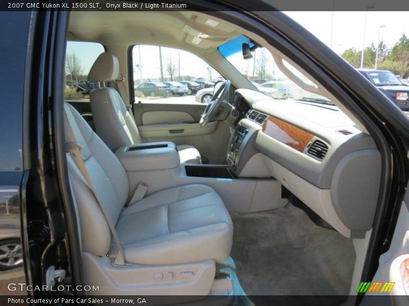 Onyx Black / Light Titanium 2007 GMC Yukon XL 1500 SLT