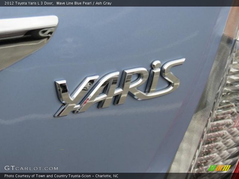 Wave Line Blue Pearl / Ash Gray 2012 Toyota Yaris L 3 Door