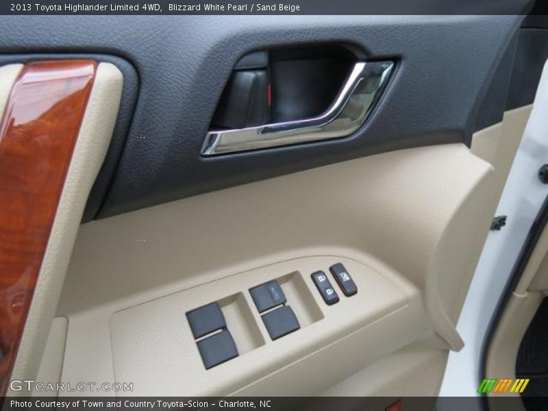 Blizzard White Pearl / Sand Beige 2013 Toyota Highlander Limited 4WD