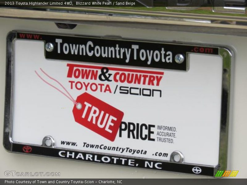 Blizzard White Pearl / Sand Beige 2013 Toyota Highlander Limited 4WD