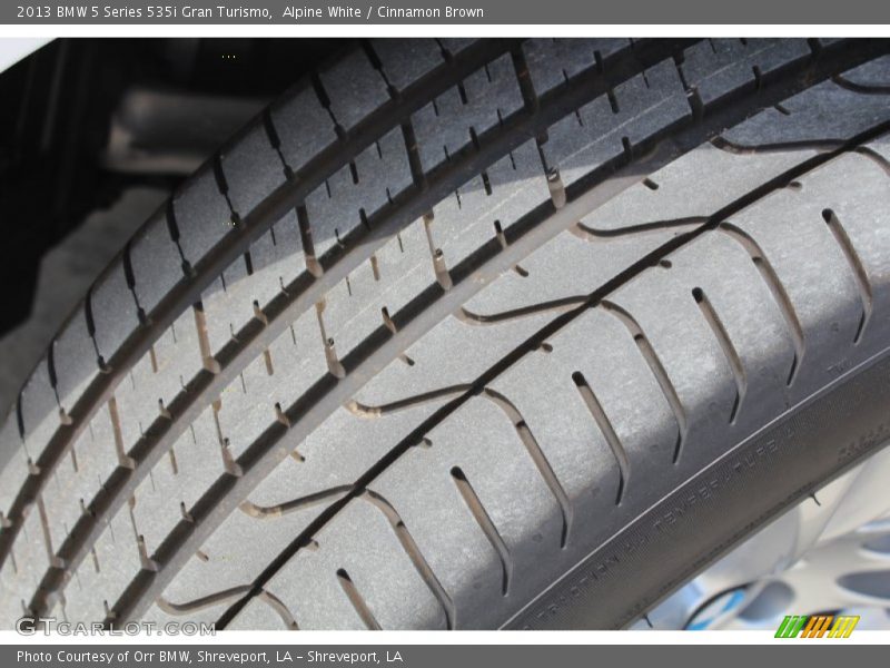 Alpine White / Cinnamon Brown 2013 BMW 5 Series 535i Gran Turismo