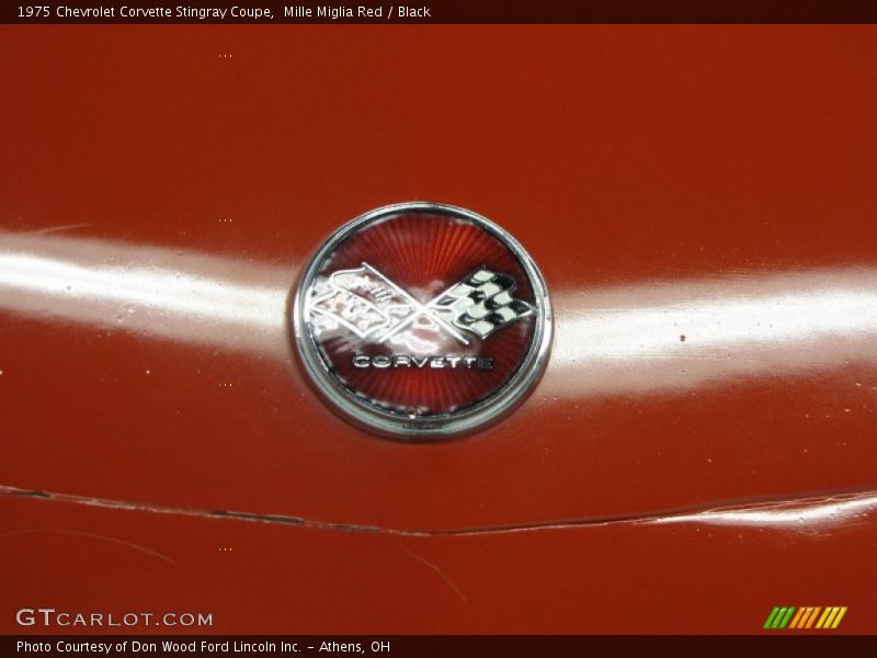 1975 Corvette Stingray Coupe Logo