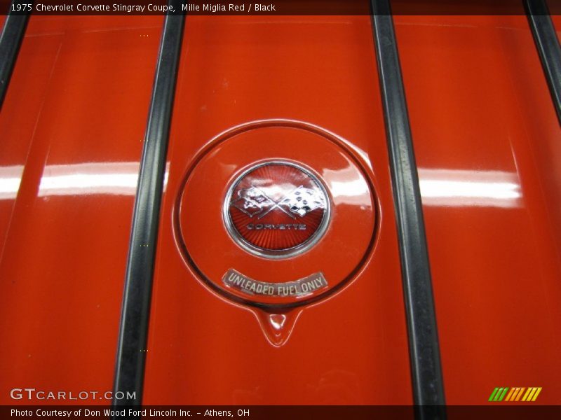  1975 Corvette Stingray Coupe Logo