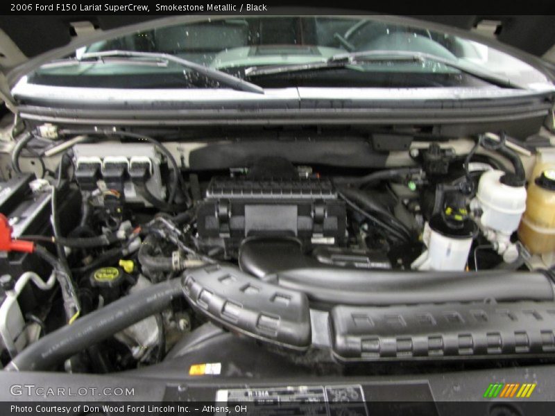 Smokestone Metallic / Black 2006 Ford F150 Lariat SuperCrew