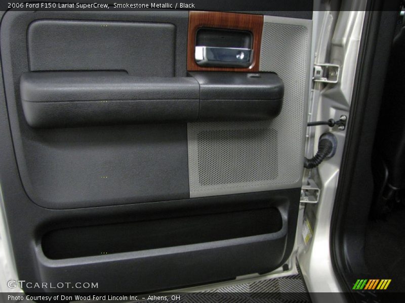 Smokestone Metallic / Black 2006 Ford F150 Lariat SuperCrew