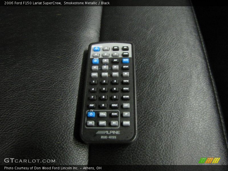 Smokestone Metallic / Black 2006 Ford F150 Lariat SuperCrew