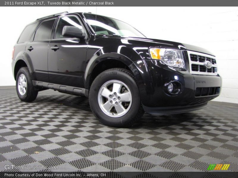 Tuxedo Black Metallic / Charcoal Black 2011 Ford Escape XLT