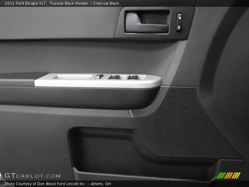 Tuxedo Black Metallic / Charcoal Black 2011 Ford Escape XLT