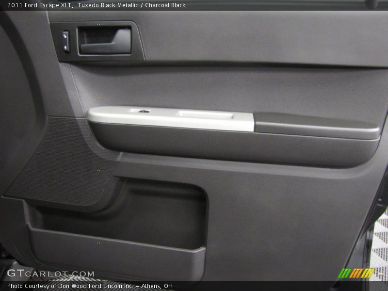 Tuxedo Black Metallic / Charcoal Black 2011 Ford Escape XLT
