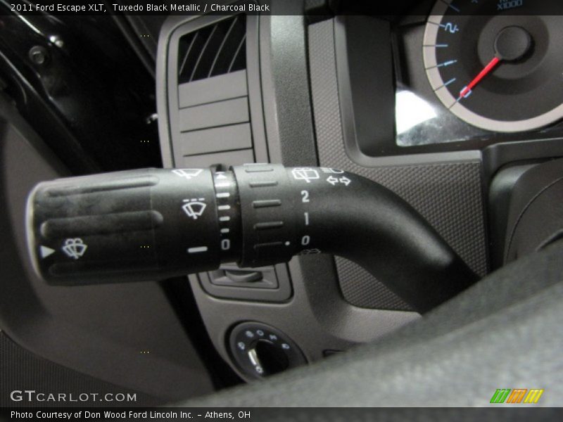 Tuxedo Black Metallic / Charcoal Black 2011 Ford Escape XLT