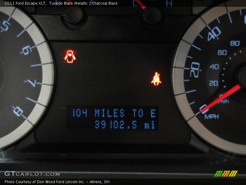 Tuxedo Black Metallic / Charcoal Black 2011 Ford Escape XLT