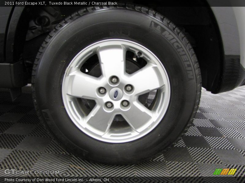 Tuxedo Black Metallic / Charcoal Black 2011 Ford Escape XLT